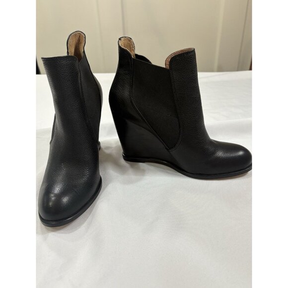 Corso Como Wedge Heel Booties Womens Size 7 Black Leather Ankle Boots - Picture 1 of 8